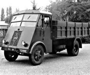 istoriya_gruzovogo_transporta_renault_trucks